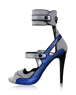 Ana Locking Shoes