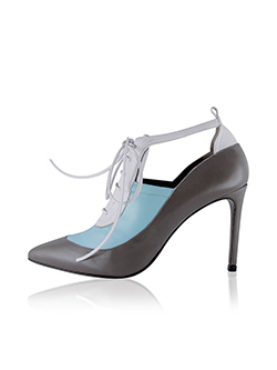 Ana Locking Shoe