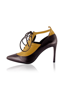 Ana Locking Shoe