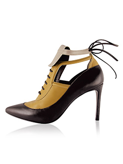 Ana Locking Shoe
