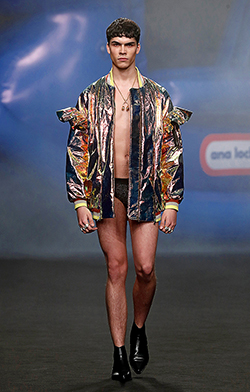 Look 03