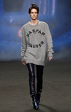Look 24